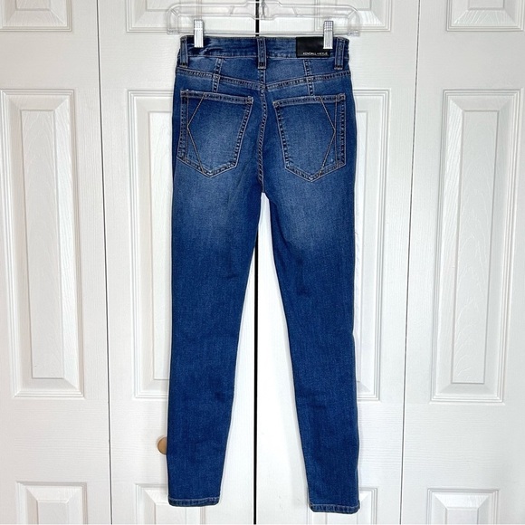 Kendall + Kylie High Rise Distressed Ankle Jeans Size 25 - Picture 6 of 11